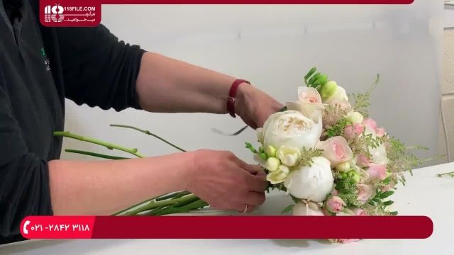 آموزش ساخت دسته گل عروس با انواع رنگ گل رز ( گل آرایی )