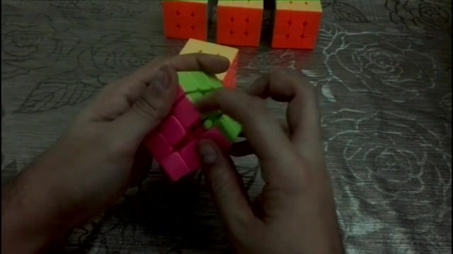  آموزش حل کردن مکعب روبیک در 30 ثانیه