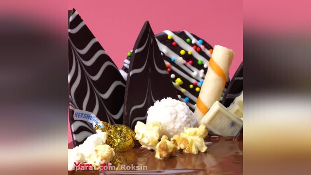 فیلم آموزش دیزاین کیک با انواع شکلات های خوشمزه و جذاب 