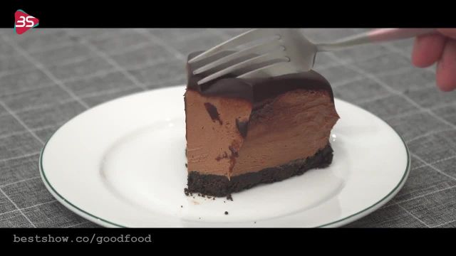 دستور پخت چیز کیک شکلاتی با طعم بینظیر شکلات 