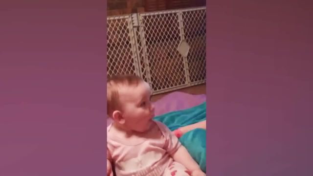 کلیپ بسیار دیدنی از لحظات فوق خنده دار نوزاد ها !