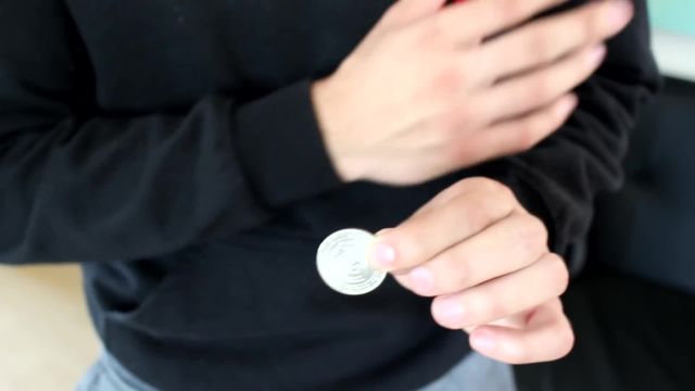 تردستی جالب با سکه (coin roll)