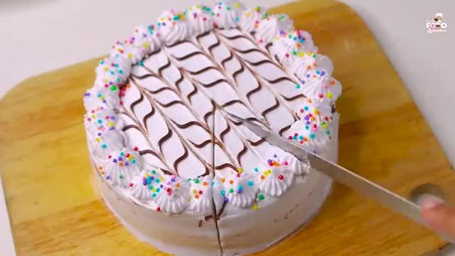  آموزش طرز تهیه و دستور پخت کیک تولد بدون فر  با روشی ساده 