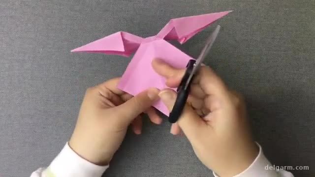 آموزش ویدیویی اوریگامی و ساخت پاپیون با استفاده از کاغذ رنگی