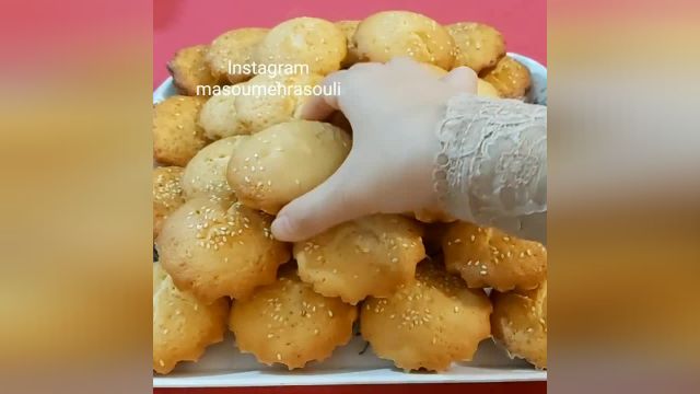 طرز تهیه کیک یزدی ساده در منزل بسیار خوشمزه و ترد