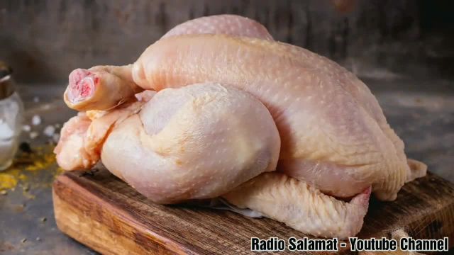چگونه مرغ را تمیز کنیم؟ - آیا مید‌انستید شستن مرغ قبل از پختن خطرناک است ؟