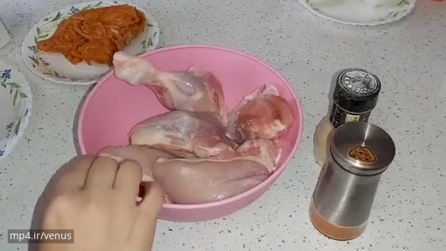  آموزش طرز تهیه خوراک مرغ مجلسی مناسب برای پذیرایی و مهمانی