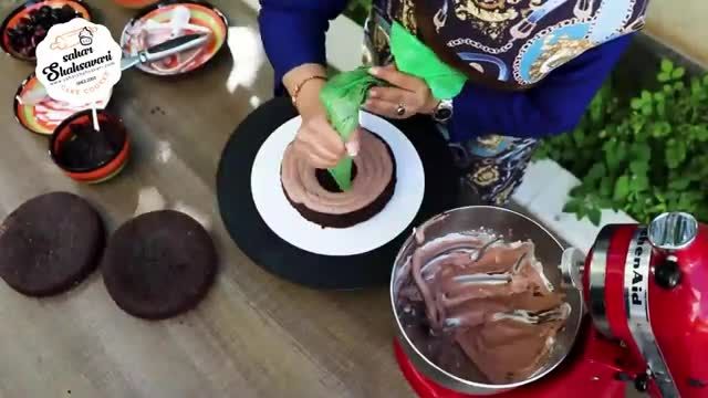 کیک شکلاتی بلک فارست - آموزش طرز تهیه کیک