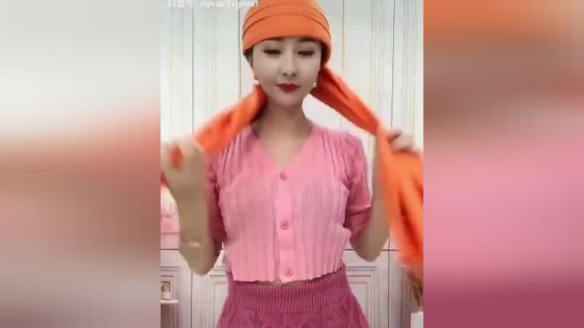 آموزش تصویری بستن شال گردن دخترانه به روش کره ای ها !
