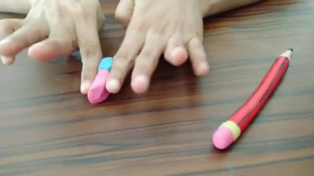 روش ساده درست کردن مداد و پاک کن با کمک خمیرهای رنگی