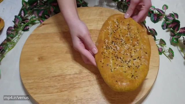 دستور پخت نان هویچ و سبوس بدون شکر سالم و رژیمی 