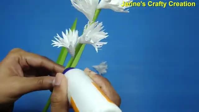 چطوری با دستمال کاغذی گل درست کنیم ؟
