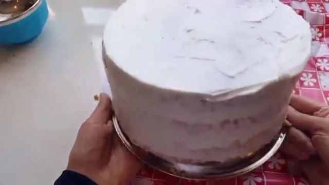 فیلم طرز تهیه پخت کیک تولد با ایده ای جدید و فوق العاده