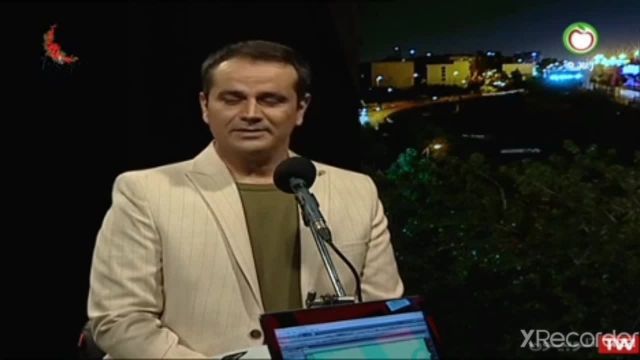 اجرای زنده آواز سنتی و خواندن تصنیف توسط مجید موسوی