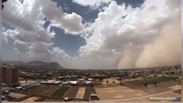 تایم‌لپسی از شروع طوفان با سرعت 70 کیلومتر بر ساعت در منطقه برخوار اصفهان | فیلم