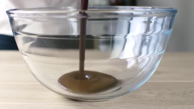 آموزش قدم به قدم ساچر کیک شکلاتی اتریشی
