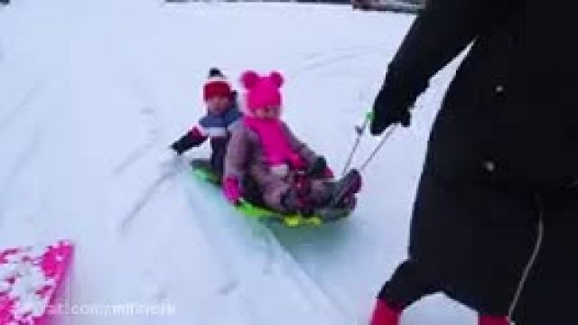 برنامه کودک گابی و الکس  این قسمت یک تفریح زمستانی در برف داشتند.