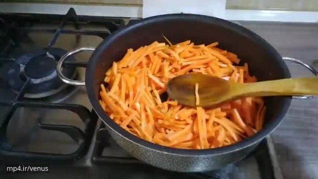 دستور ساده تهیه خورشت هویج