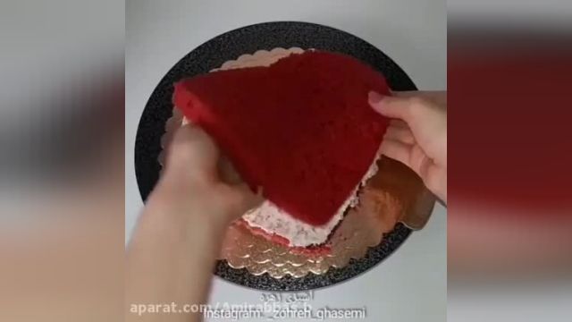 روش پخت کیک مخملی قرمز حرفه ای و خوشمزه
