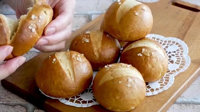 دستور تهیه نان توپی نمکی با تهیه سریع و آسان