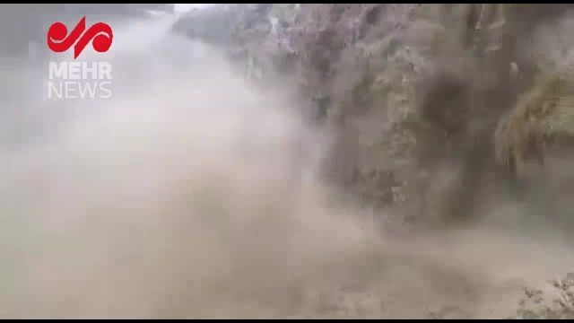 طغیان آبشار روستای رودفاریاب در شهرستان دشتستان | فیلم