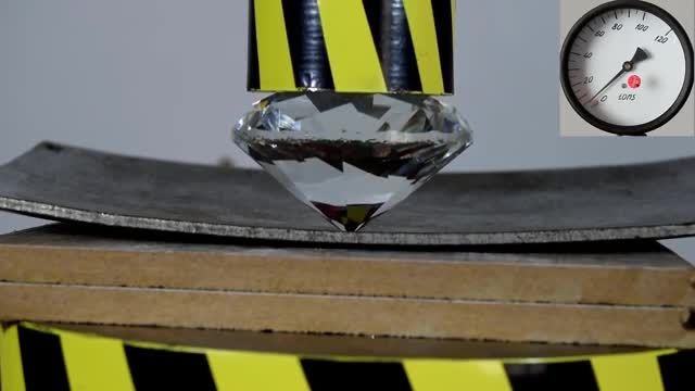 الماس واقعی زیر پرس 100 تنی !