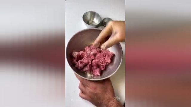 دستور تهیه ساده  پاستا با سس گوجه و ریحان با طعمی درجه یک 
