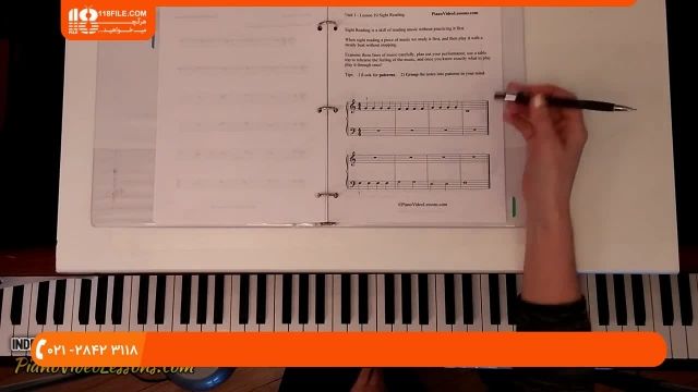 آموزش پیانو - 10 درس هایی برای خواندن نت های پیانو