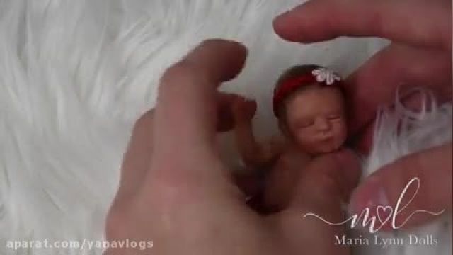 ویدیو یی از نوزاد عروسکی کوچولو