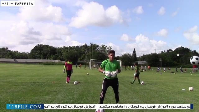 آموزش فوتبال - آموزش تکنیکی فوتبال - آموزش مهارت های ابتدایی