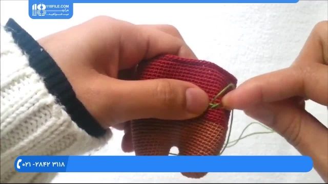 آموزش عروسک بافی _ بافت پاهای عروسک و نصب به بدنه 