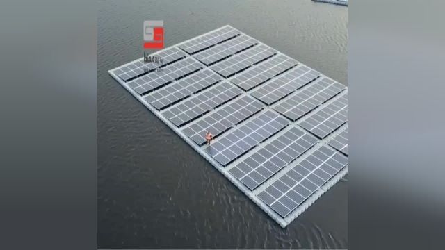 نصب انرژی خورشیدی روی آب