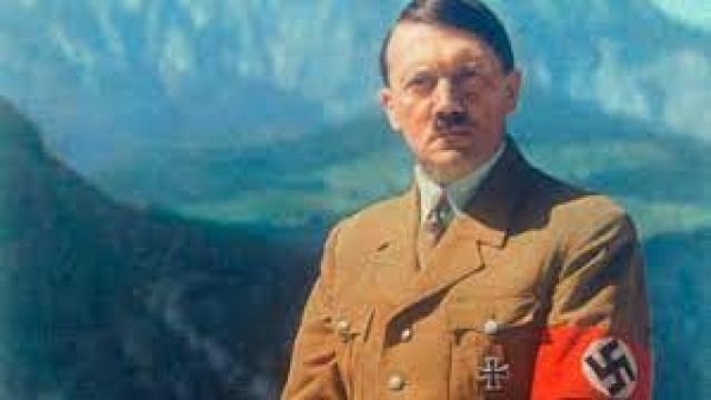 سخنان آدولف هیتلر درباره دو جهان متضاد