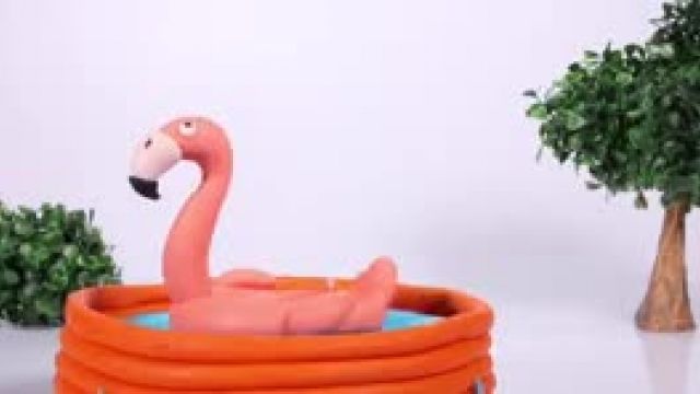 دانلود انیمیشن خانواده خمیری این قسمت Flamingo Floating Toy 