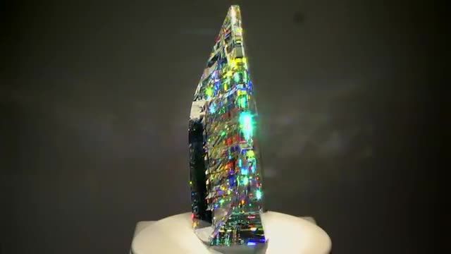 آموزش ساخت مجسمه های شیشه ای مشابه با ساختار بازتاب نور الماس