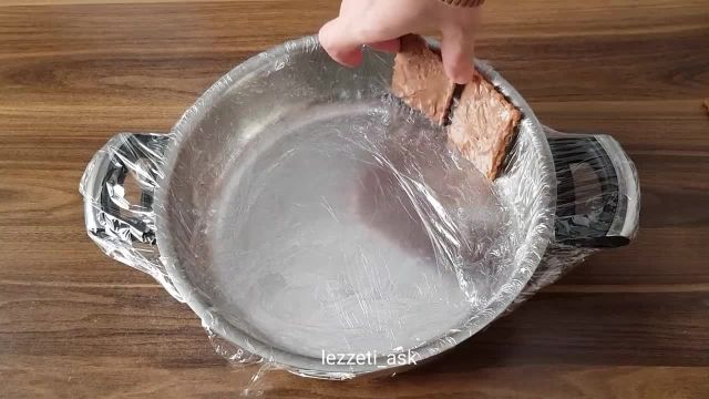 روش پخت کیک یخچالی قالبی