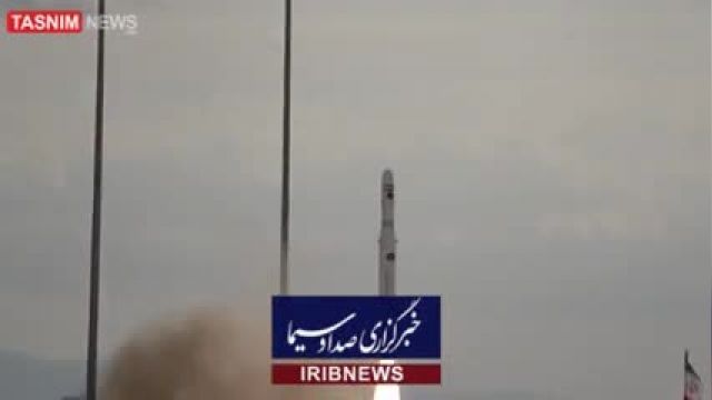لحظه پرتاب موفقیت‌ آمیز زیرمداری ماهواره بر قائم 100 | فیلم