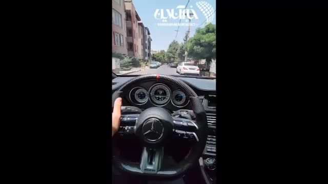 اتوپارک یک بنز CLS در خیابان‌های تهران | فیلم