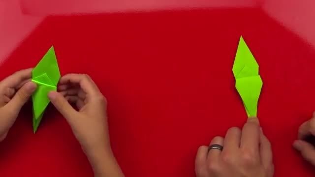 اوریگامی ، آموزش ساخت ملخ با کاغذ رنگی !