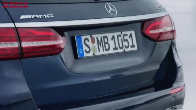 بررسی خودروی Mercedes AMG E53 Wagon 2021