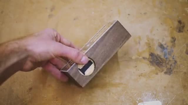 روش ساخت تقویم چوبی رومیزی
