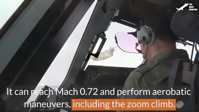 خلبانان بریتانیایی با هواپیمای غول پیکر A-400M جدید خود بازی می کنند !