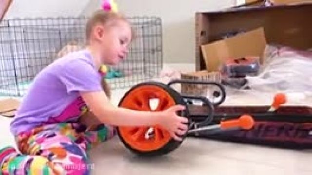 برنامه کودک گابی و الکس این قسمت  ساخت اتومبیل اسباب بازی برای بچه ها