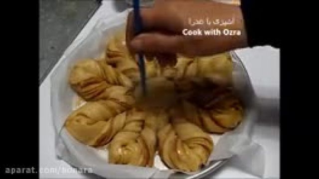دستور پخت نان دارچینی با طعم عالی و مناسب برای میان وعده 