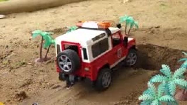 برنامه کودک ماشین بازی کودکانه این قسمت  پر کردن گودال با لودر و ساخت پل لگویی