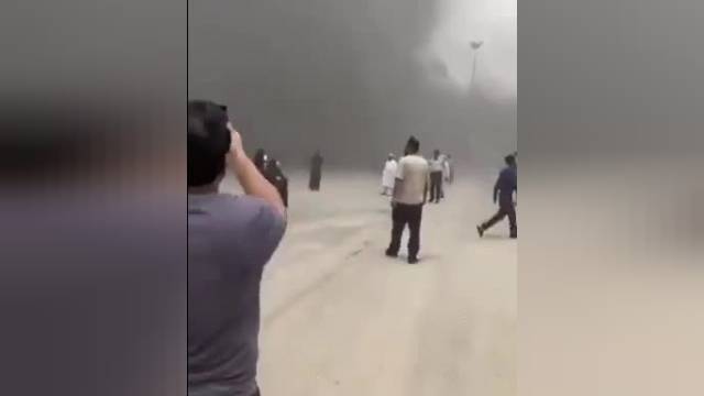 فیلم آتش‌سوزی در نزدیکی حرم امام حسین (ع) در کربلای معلی