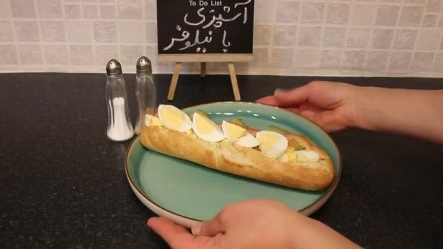طرز تهیه  فوری ساندویچ تخم مرغ ایرانی