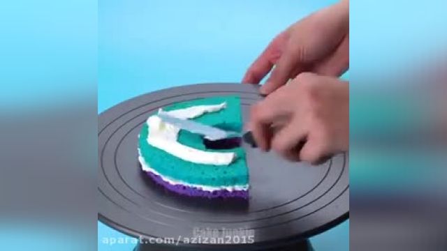 دستور پخت کیک رنگین کمانی  برای مراسمات و تولدات