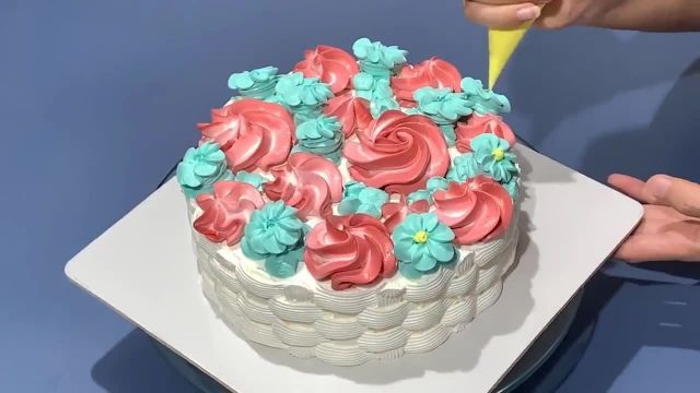 ایده های جالب تزئین کیک