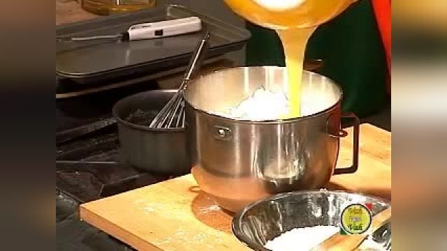 طرز تهیه کیک اسفنجی در کمتر از نیم ساعت با ساده ترین روش پخت در خانه